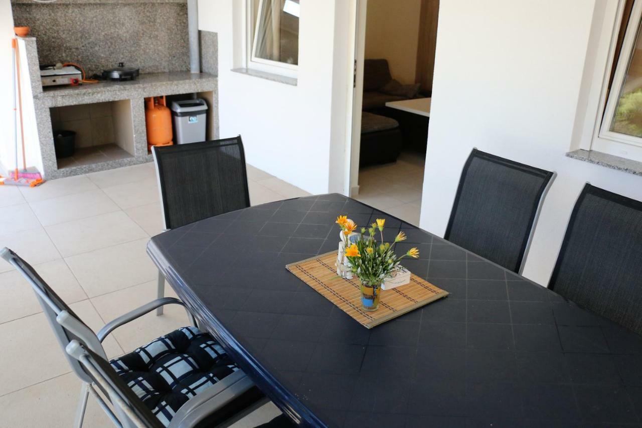 Apartments Vir Delfin Kültér fotó